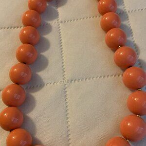 Salmon/Peach Bubble necklace